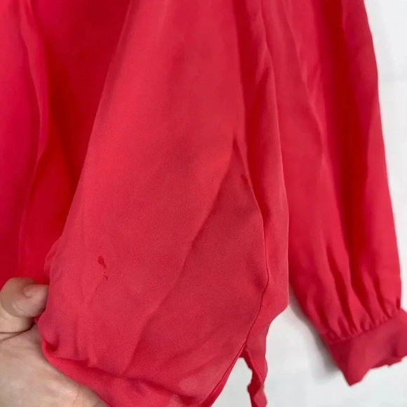 L'AGENCE Silk Long Sleeve Blouse - Picture 4 of 11